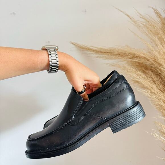 MENS NEW ROCKPORT Black Leather Rubber Slip On Work Casual Loafers Shoes 7.5 main image 6